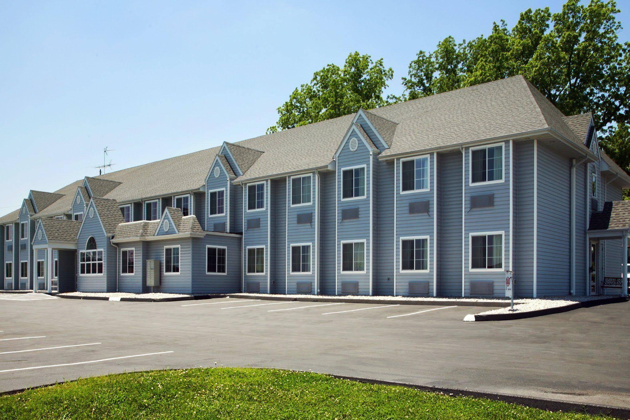 Microtel Inn & Suites By Wyndham Sainte Genevieve Ste. Genevieve Exterior photo